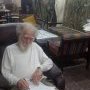 Gershon Knispel in his studio