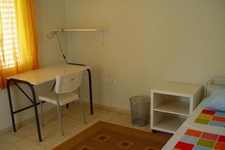 volunteer/intern room
